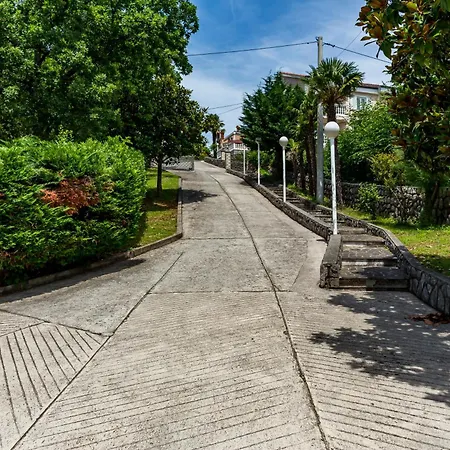 Pensjonat Villa Residence Icici 3*